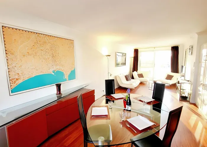 St Marc - Standing Presta